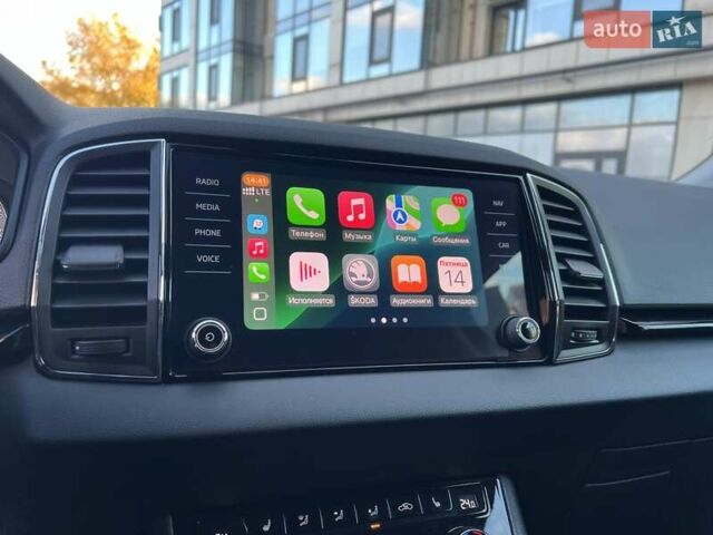Зелений Шкода Karoq, об'ємом двигуна 1.4 л та пробігом 45 тис. км за 22500 $, фото 13 на Automoto.ua