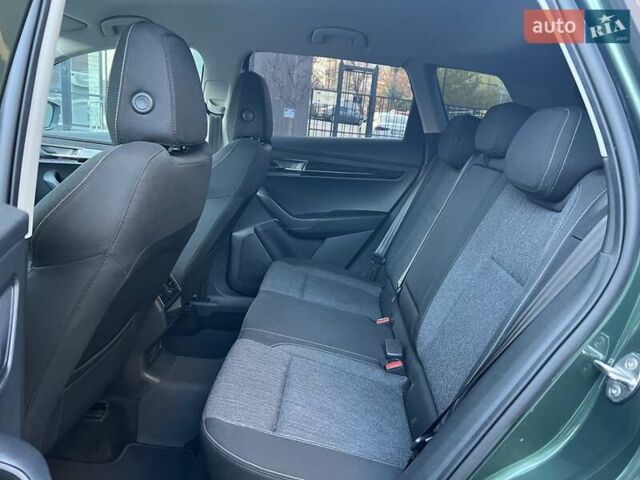 Зелений Шкода Karoq, об'ємом двигуна 1.4 л та пробігом 45 тис. км за 22500 $, фото 23 на Automoto.ua