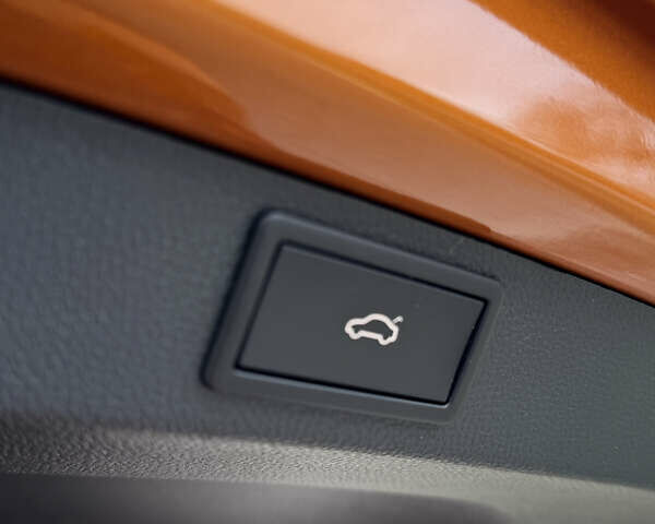 Оранжевый Шкода Karoq, объемом двигателя 1.4 л и пробегом 9 тыс. км за 28300 $, фото 59 на Automoto.ua