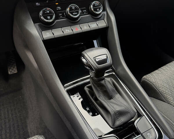 Оранжевый Шкода Karoq, объемом двигателя 1.4 л и пробегом 9 тыс. км за 28300 $, фото 52 на Automoto.ua