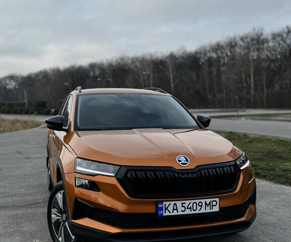 Оранжевый Шкода Karoq, объемом двигателя 1.4 л и пробегом 9 тыс. км за 28300 $, фото 2 на Automoto.ua