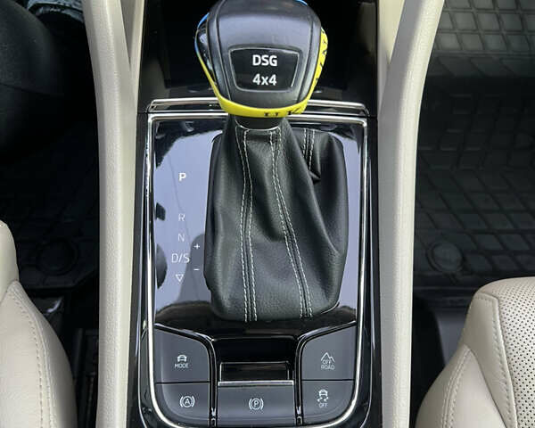 Белый Шкода Kodiaq, объемом двигателя 2 л и пробегом 141 тыс. км за 26200 $, фото 17 на Automoto.ua