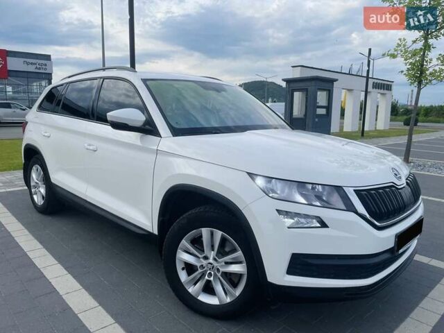Белый Шкода Kodiaq, объемом двигателя 1.98 л и пробегом 250 тыс. км за 19500 $, фото 40 на Automoto.ua