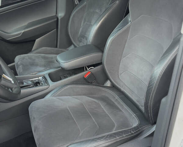Белый Шкода Kodiaq, объемом двигателя 1.97 л и пробегом 184 тыс. км за 25900 $, фото 21 на Automoto.ua