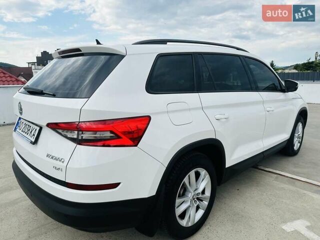 Белый Шкода Kodiaq, объемом двигателя 1.98 л и пробегом 248 тыс. км за 19900 $, фото 13 на Automoto.ua