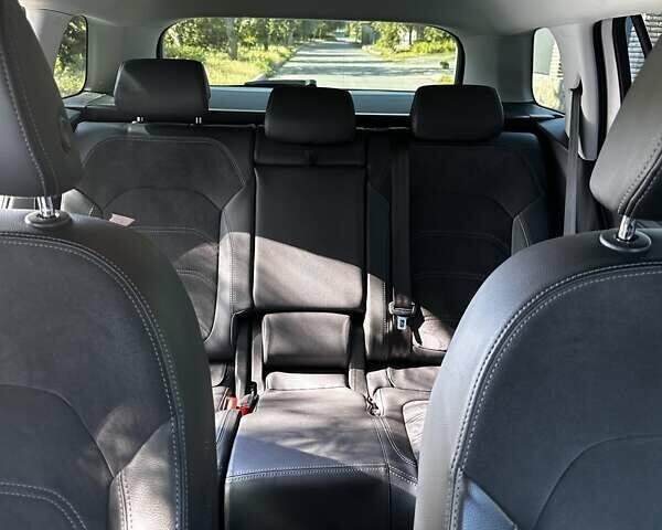 Белый Шкода Kodiaq, объемом двигателя 1.98 л и пробегом 207 тыс. км за 24000 $, фото 12 на Automoto.ua