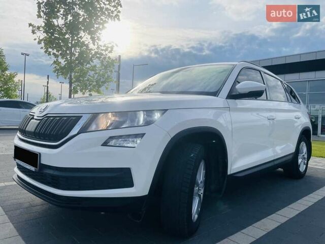 Белый Шкода Kodiaq, объемом двигателя 1.98 л и пробегом 250 тыс. км за 19500 $, фото 29 на Automoto.ua