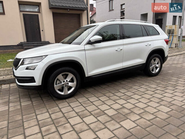 Білий Шкода Kodiaq, об'ємом двигуна 2 л та пробігом 240 тис. км за 21950 $, фото 6 на Automoto.ua