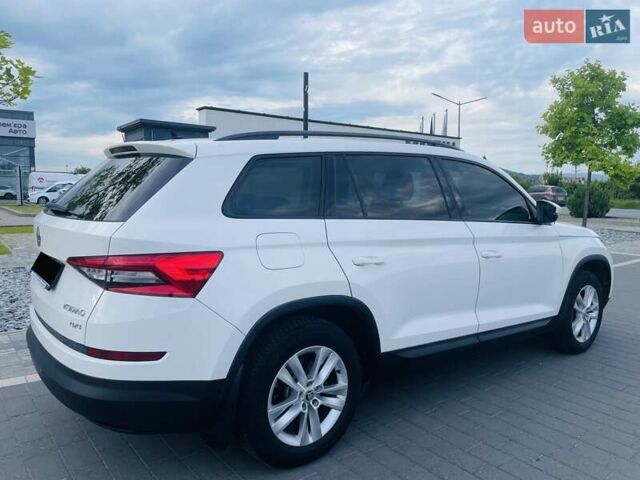 Белый Шкода Kodiaq, объемом двигателя 1.98 л и пробегом 250 тыс. км за 19500 $, фото 49 на Automoto.ua