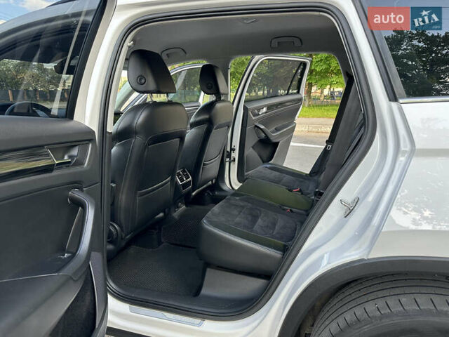 Білий Шкода Kodiaq, об'ємом двигуна 1.97 л та пробігом 187 тис. км за 24999 $, фото 26 на Automoto.ua
