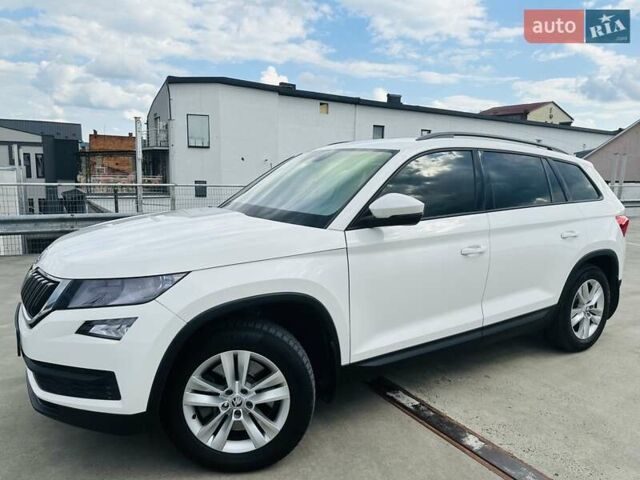 Белый Шкода Kodiaq, объемом двигателя 1.98 л и пробегом 250 тыс. км за 19500 $, фото 5 на Automoto.ua
