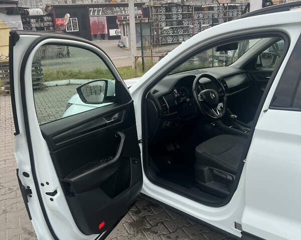 Білий Шкода Kodiaq, об'ємом двигуна 1.97 л та пробігом 239 тис. км за 23500 $, фото 8 на Automoto.ua