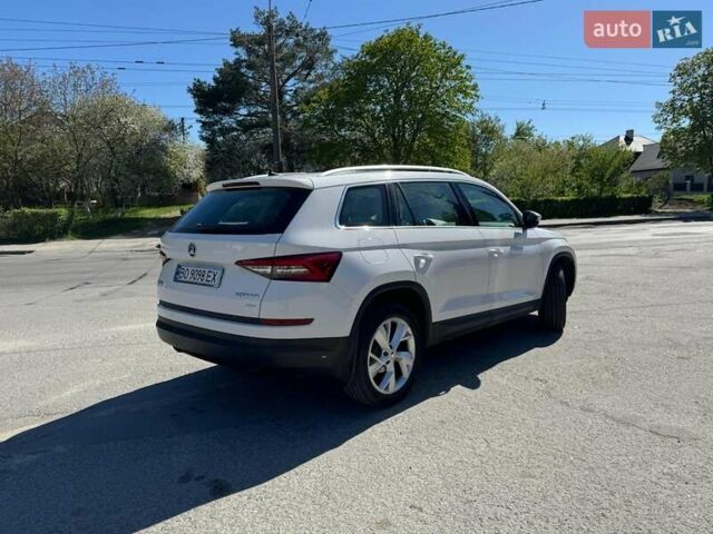 Белый Шкода Kodiaq, объемом двигателя 1.97 л и пробегом 65 тыс. км за 31000 $, фото 3 на Automoto.ua