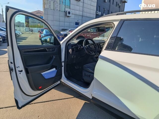 Белый Шкода Kodiaq, объемом двигателя 2 л и пробегом 125 тыс. км за 29790 $, фото 17 на Automoto.ua