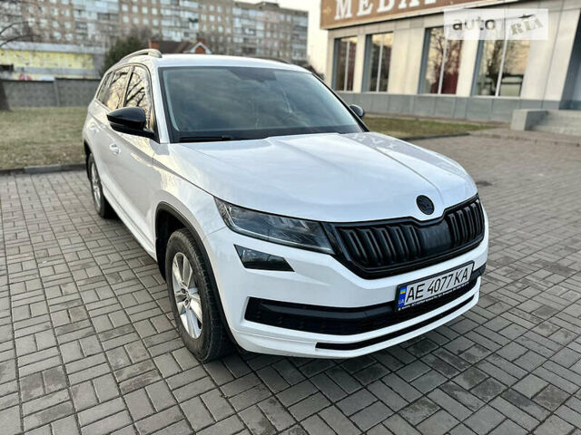 Білий Шкода Kodiaq, об'ємом двигуна 2 л та пробігом 173 тис. км за 26300 $, фото 11 на Automoto.ua