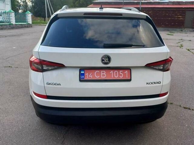 Белый Шкода Kodiaq, объемом двигателя 2 л и пробегом 241 тыс. км за 21900 $, фото 8 на Automoto.ua