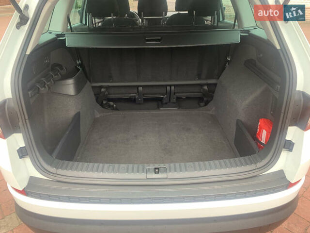 Белый Шкода Kodiaq, объемом двигателя 2 л и пробегом 244 тыс. км за 21950 $, фото 11 на Automoto.ua