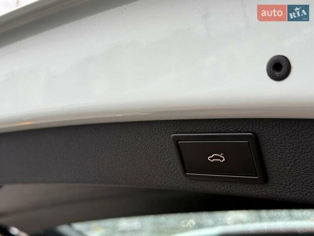 Белый Шкода Kodiaq, объемом двигателя 1.97 л и пробегом 174 тыс. км за 24100 $, фото 10 на Automoto.ua