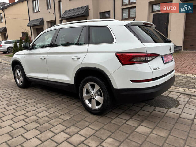 Білий Шкода Kodiaq, об'ємом двигуна 2 л та пробігом 240 тис. км за 21950 $, фото 7 на Automoto.ua