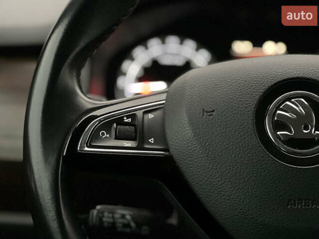 Белый Шкода Kodiaq, объемом двигателя 1.97 л и пробегом 147 тыс. км за 26900 $, фото 11 на Automoto.ua