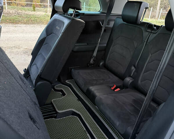 Белый Шкода Kodiaq, объемом двигателя 1.97 л и пробегом 146 тыс. км за 28500 $, фото 13 на Automoto.ua