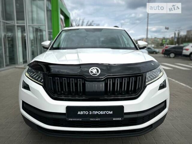 Белый Шкода Kodiaq, объемом двигателя 1.97 л и пробегом 181 тыс. км за 23850 $, фото 8 на Automoto.ua