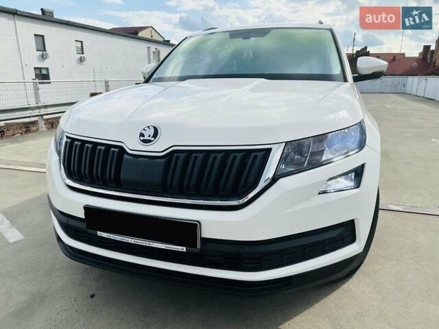 Белый Шкода Kodiaq, объемом двигателя 1.98 л и пробегом 250 тыс. км за 19500 $, фото 1 на Automoto.ua