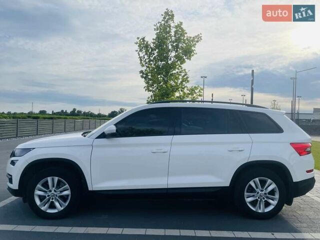 Белый Шкода Kodiaq, объемом двигателя 1.98 л и пробегом 250 тыс. км за 19500 $, фото 32 на Automoto.ua