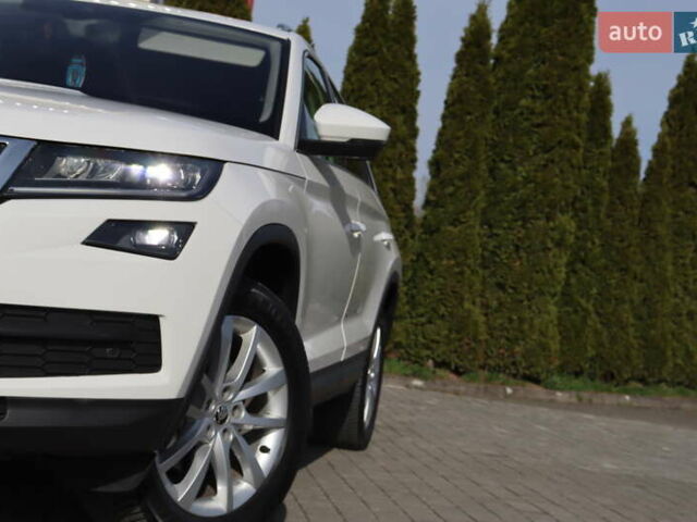 Белый Шкода Kodiaq, объемом двигателя 2 л и пробегом 228 тыс. км за 26200 $, фото 2 на Automoto.ua