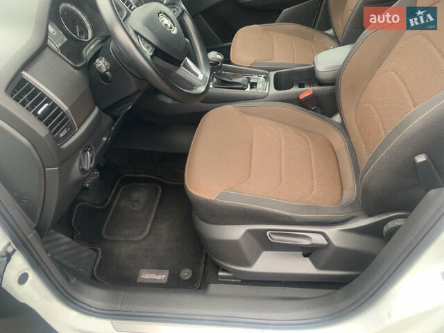 Белый Шкода Kodiaq, объемом двигателя 2 л и пробегом 244 тыс. км за 21950 $, фото 22 на Automoto.ua
