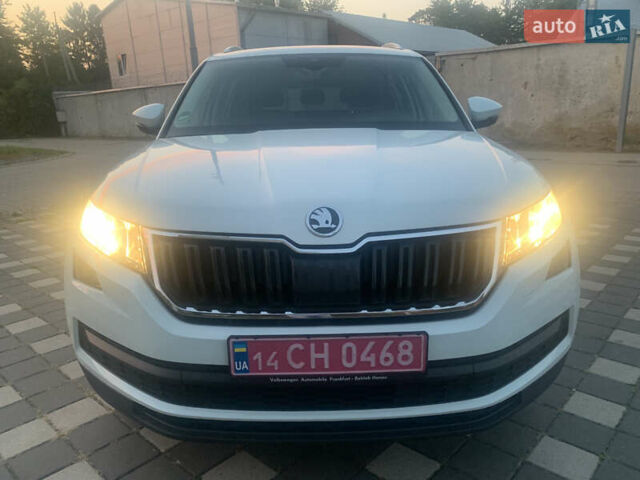 Белый Шкода Kodiaq, объемом двигателя 2 л и пробегом 244 тыс. км за 22800 $, фото 12 на Automoto.ua