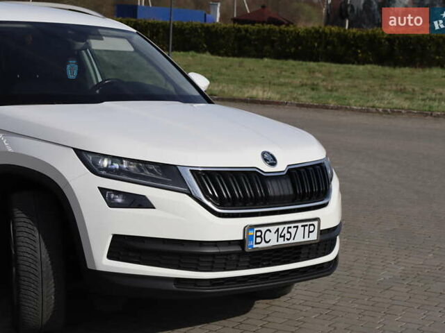 Белый Шкода Kodiaq, объемом двигателя 2 л и пробегом 228 тыс. км за 26200 $, фото 12 на Automoto.ua