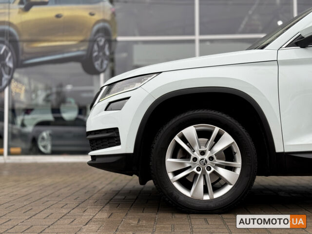 Белый Шкода Kodiaq, объемом двигателя 2 л и пробегом 174 тыс. км за 24100 $, фото 10 на Automoto.ua