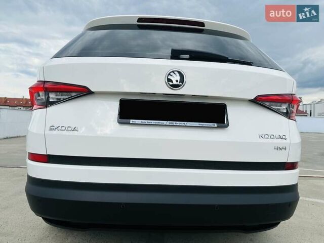 Белый Шкода Kodiaq, объемом двигателя 1.98 л и пробегом 250 тыс. км за 19500 $, фото 9 на Automoto.ua