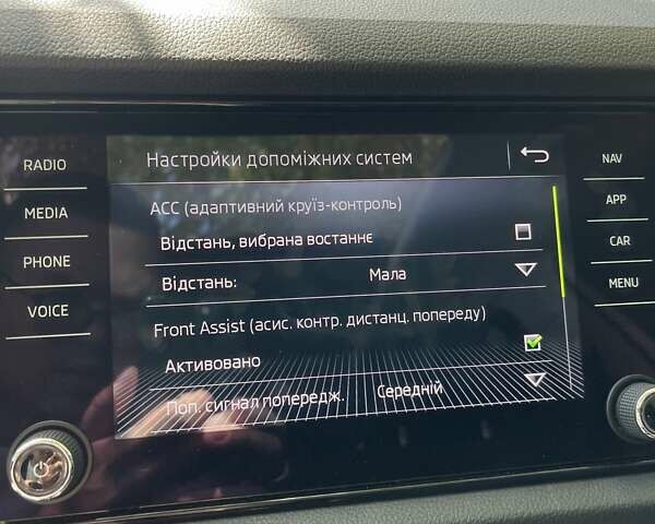 Белый Шкода Kodiaq, объемом двигателя 1.98 л и пробегом 140 тыс. км за 28700 $, фото 39 на Automoto.ua