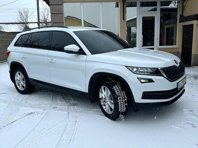 Білий Шкода Kodiaq, об'ємом двигуна 2 л та пробігом 1 тис. км за 24000 $, фото 13 на Automoto.ua