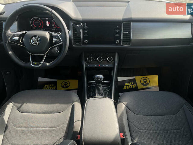 Белый Шкода Kodiaq, объемом двигателя 1.97 л и пробегом 310 тыс. км за 25500 $, фото 9 на Automoto.ua