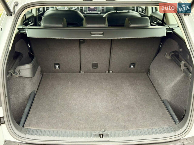 Білий Шкода Kodiaq, об'ємом двигуна 1.98 л та пробігом 125 тис. км за 23800 $, фото 24 на Automoto.ua