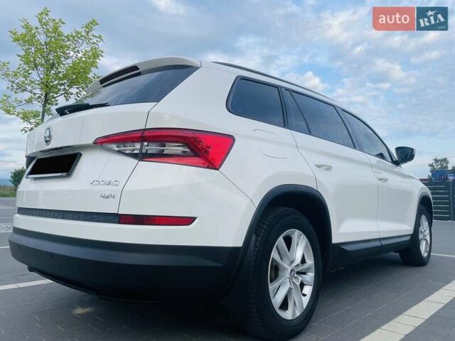 Белый Шкода Kodiaq, объемом двигателя 1.98 л и пробегом 250 тыс. км за 19500 $, фото 44 на Automoto.ua