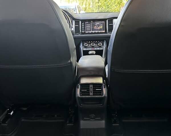 Белый Шкода Kodiaq, объемом двигателя 1.98 л и пробегом 207 тыс. км за 24000 $, фото 11 на Automoto.ua