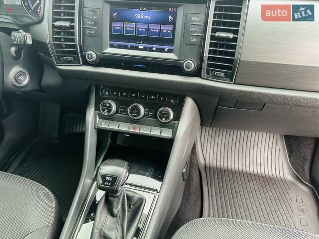 Белый Шкода Kodiaq, объемом двигателя 1.98 л и пробегом 248 тыс. км за 19900 $, фото 26 на Automoto.ua