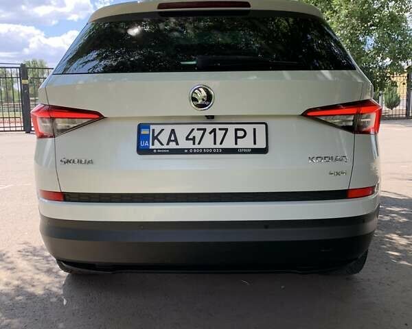 Белый Шкода Kodiaq, объемом двигателя 1.98 л и пробегом 140 тыс. км за 28700 $, фото 14 на Automoto.ua