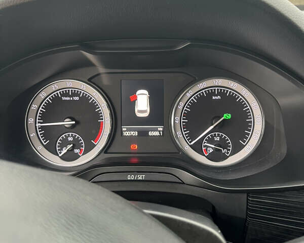 Белый Шкода Kodiaq, объемом двигателя 1.97 л и пробегом 101 тыс. км за 27000 $, фото 11 на Automoto.ua
