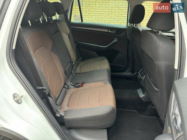 Білий Шкода Kodiaq, об'ємом двигуна 2 л та пробігом 240 тис. км за 21950 $, фото 13 на Automoto.ua
