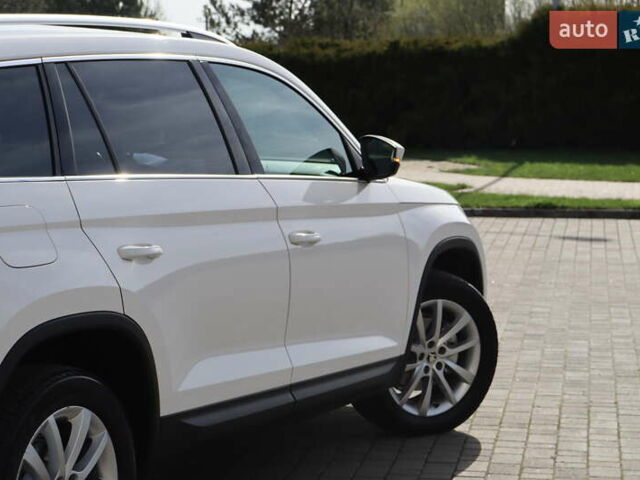 Белый Шкода Kodiaq, объемом двигателя 2 л и пробегом 228 тыс. км за 26200 $, фото 11 на Automoto.ua