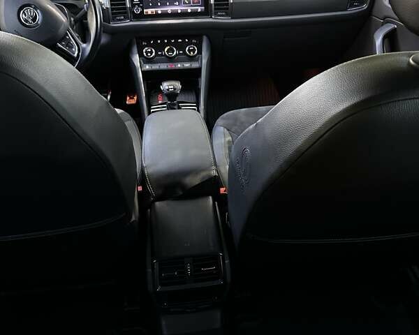 Белый Шкода Kodiaq, объемом двигателя 1.98 л и пробегом 207 тыс. км за 24000 $, фото 15 на Automoto.ua