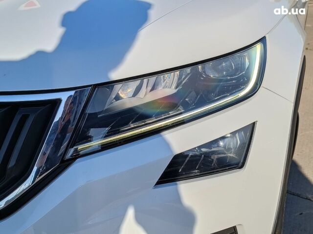 Белый Шкода Kodiaq, объемом двигателя 2 л и пробегом 125 тыс. км за 29790 $, фото 2 на Automoto.ua