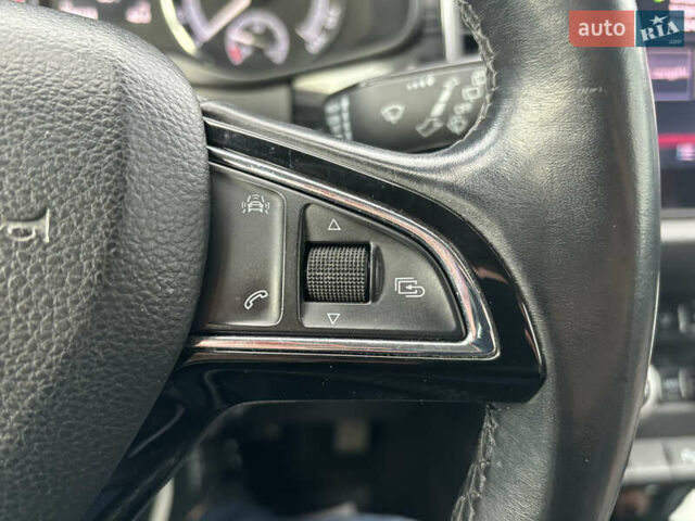 Білий Шкода Kodiaq, об'ємом двигуна 2 л та пробігом 248 тис. км за 21499 $, фото 21 на Automoto.ua