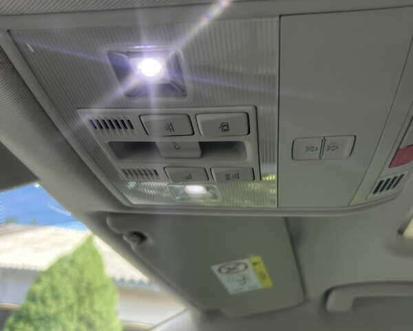 Белый Шкода Kodiaq, объемом двигателя 2 л и пробегом 140 тыс. км за 27200 $, фото 37 на Automoto.ua