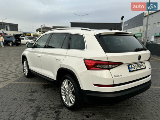 Білий Шкода Kodiaq, об'ємом двигуна 2 л та пробігом 248 тис. км за 21499 $, фото 6 на Automoto.ua